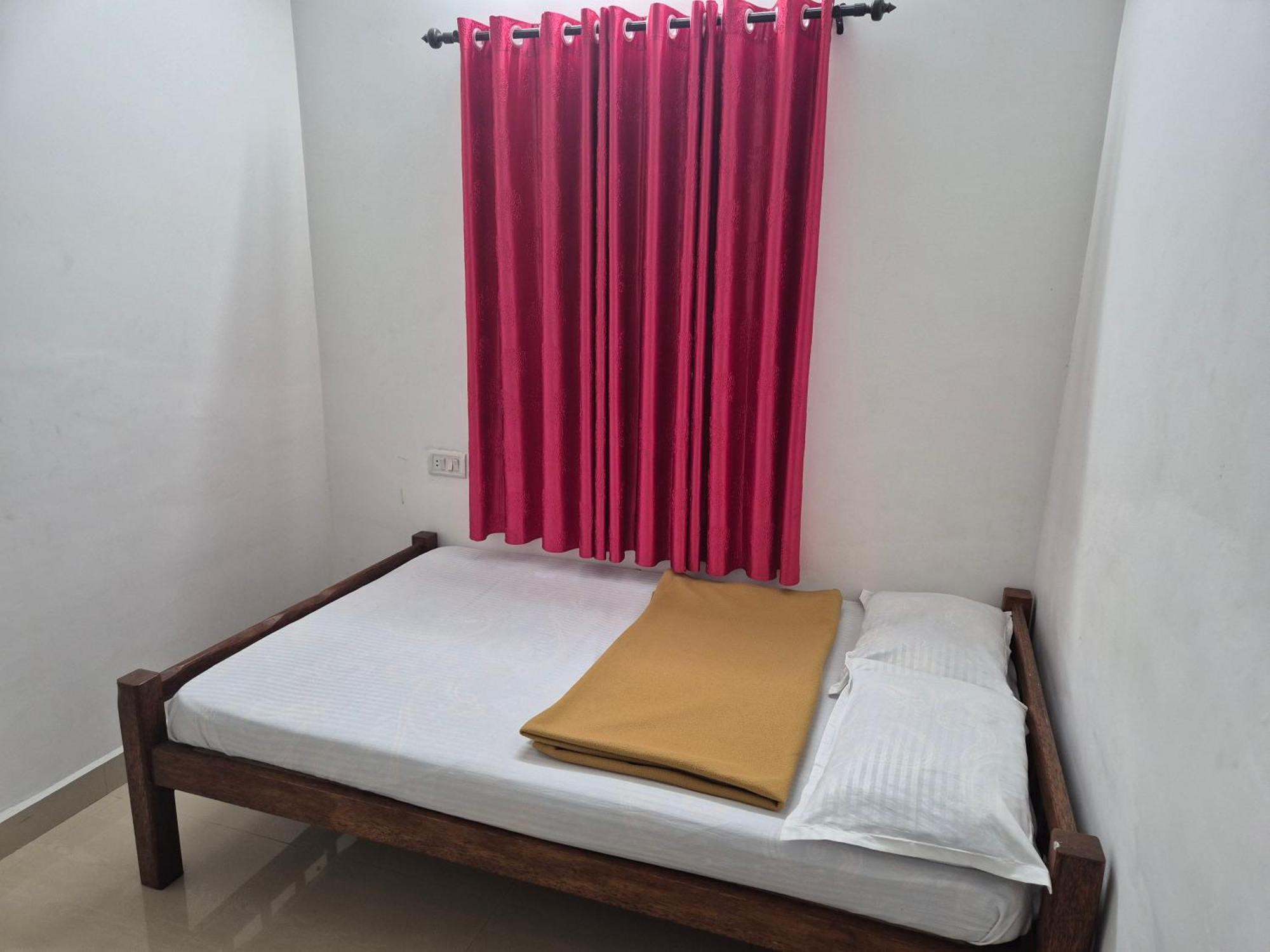 Anivilla Holiday Home Kunjithanny Anachal Pokoj fotografie